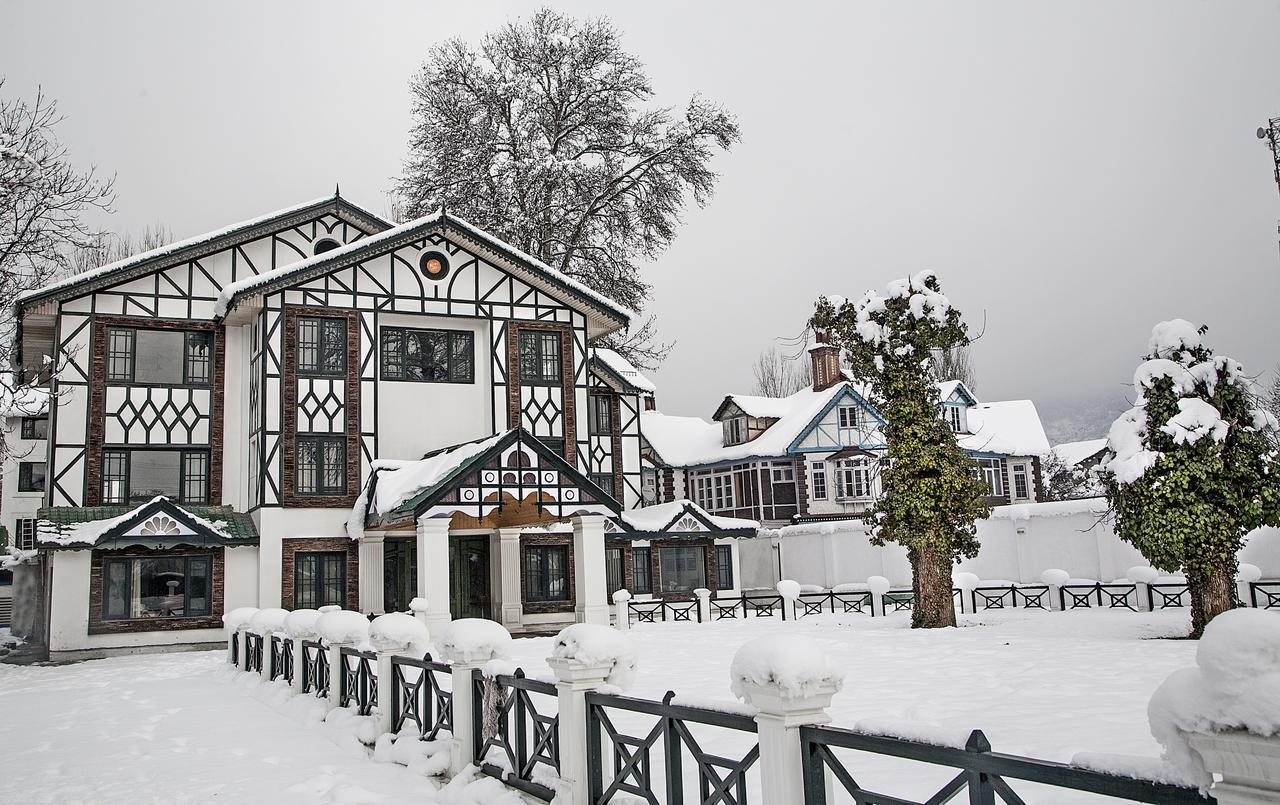 Lemon Tree Hotel Srinagar Екстер'єр фото