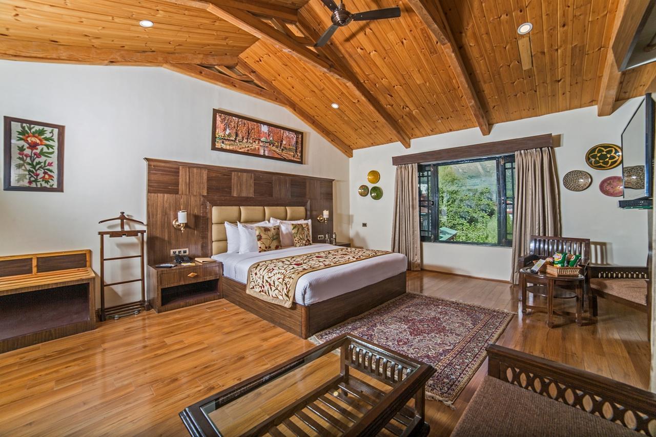 Lemon Tree Hotel Srinagar Екстер'єр фото